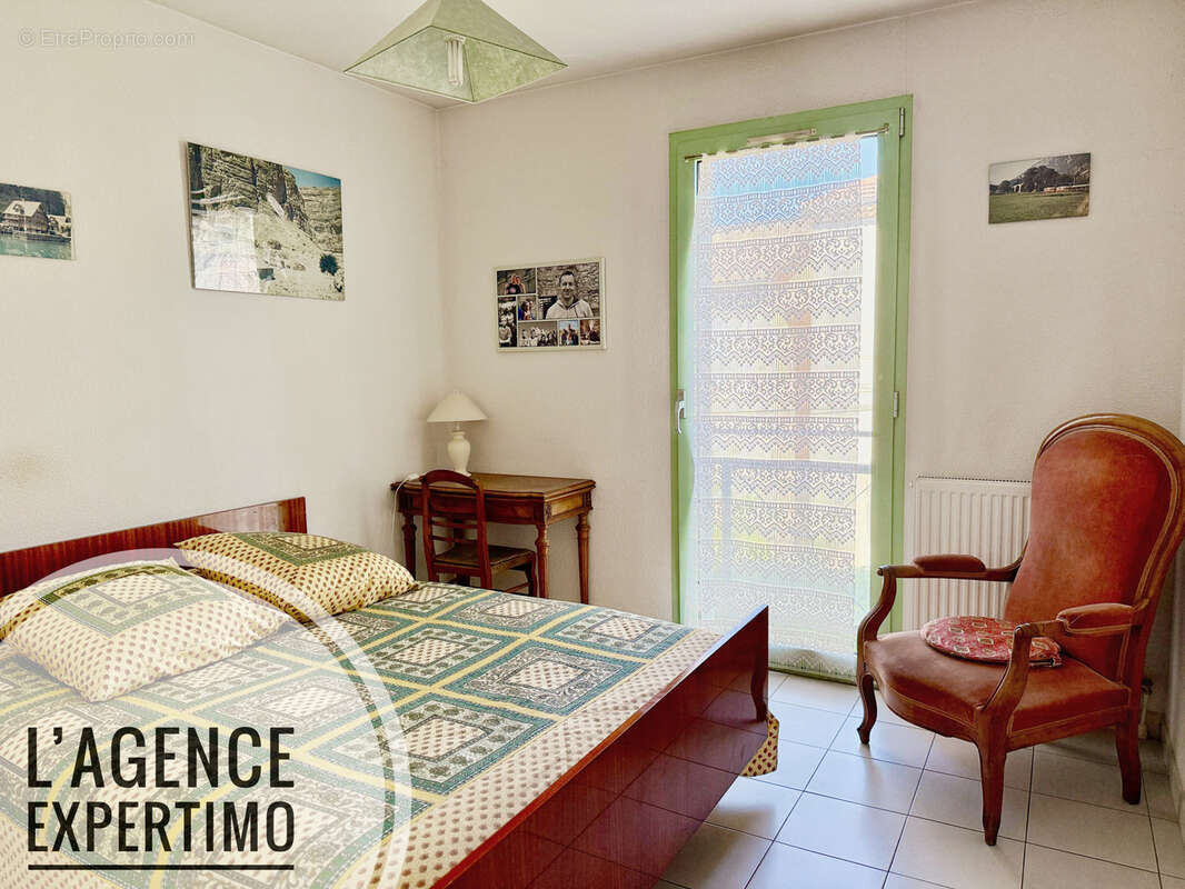 Appartement à NYONS