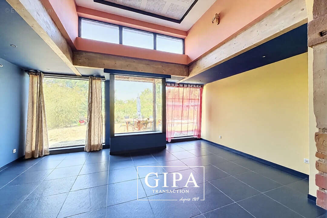 Maison d'architecte de 262 m2 - photo 6