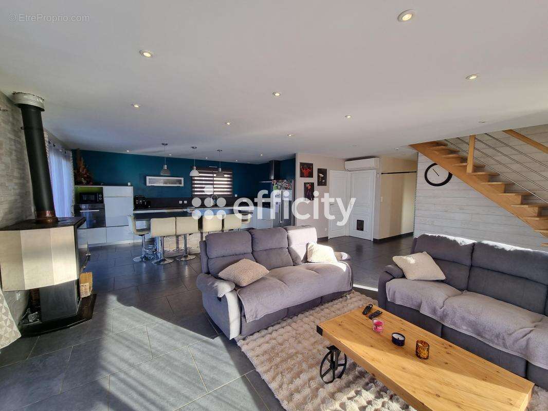 Maison 138 m² à Albaret-Sainte-Marie  - photo 15