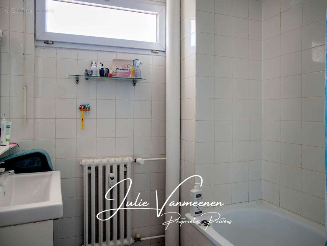 TOULOUSE 31300 / SAINT-CYPRIEN - Appartement T4 de 66,89 m2 - balcon - cave - parking - box privatif - photo 12