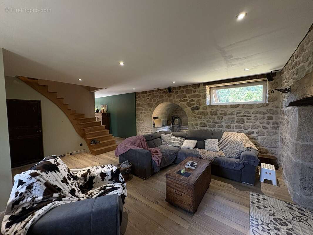 Maison 127 m² à Auriac  - photo 7