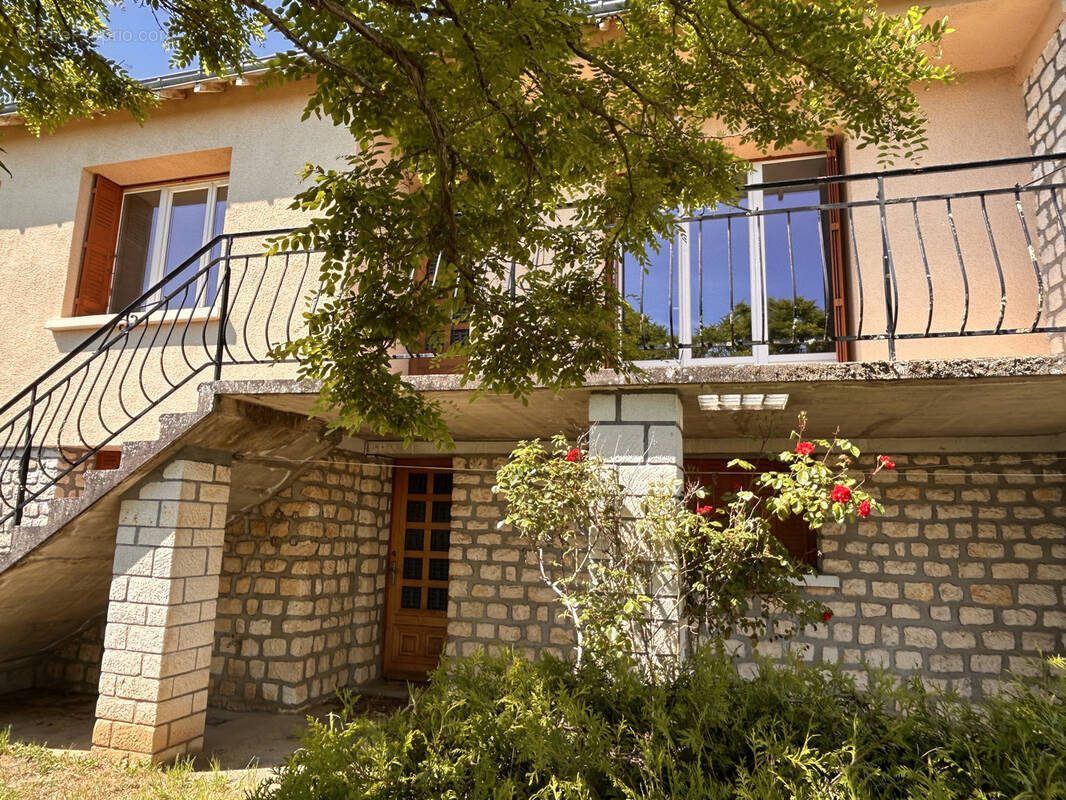 Maison à SAINT-MARCEL
