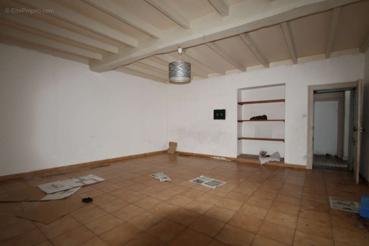 Maison à AUGE-SAINT-MEDARD