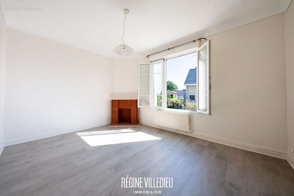 Maison à BARNEVILLE-CARTERET