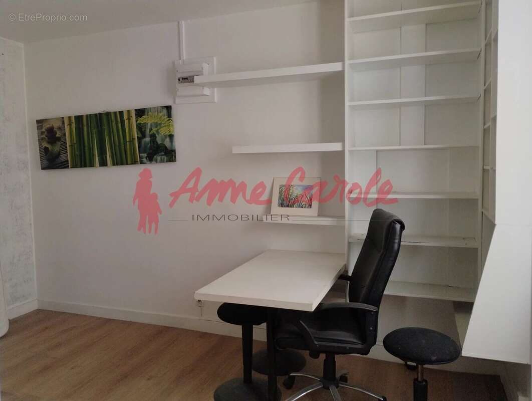 Appartement à PARIS-20E
