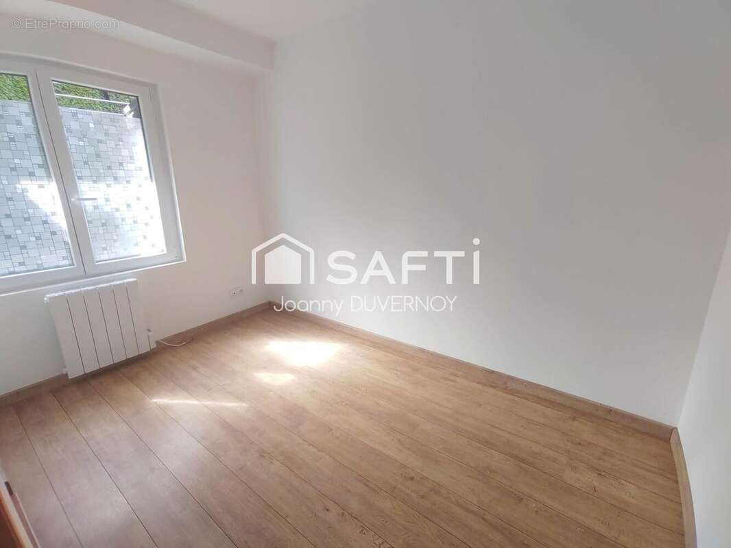 Maison 131 m² à Saint-Jean-Saint-Nicolas  - photo 7