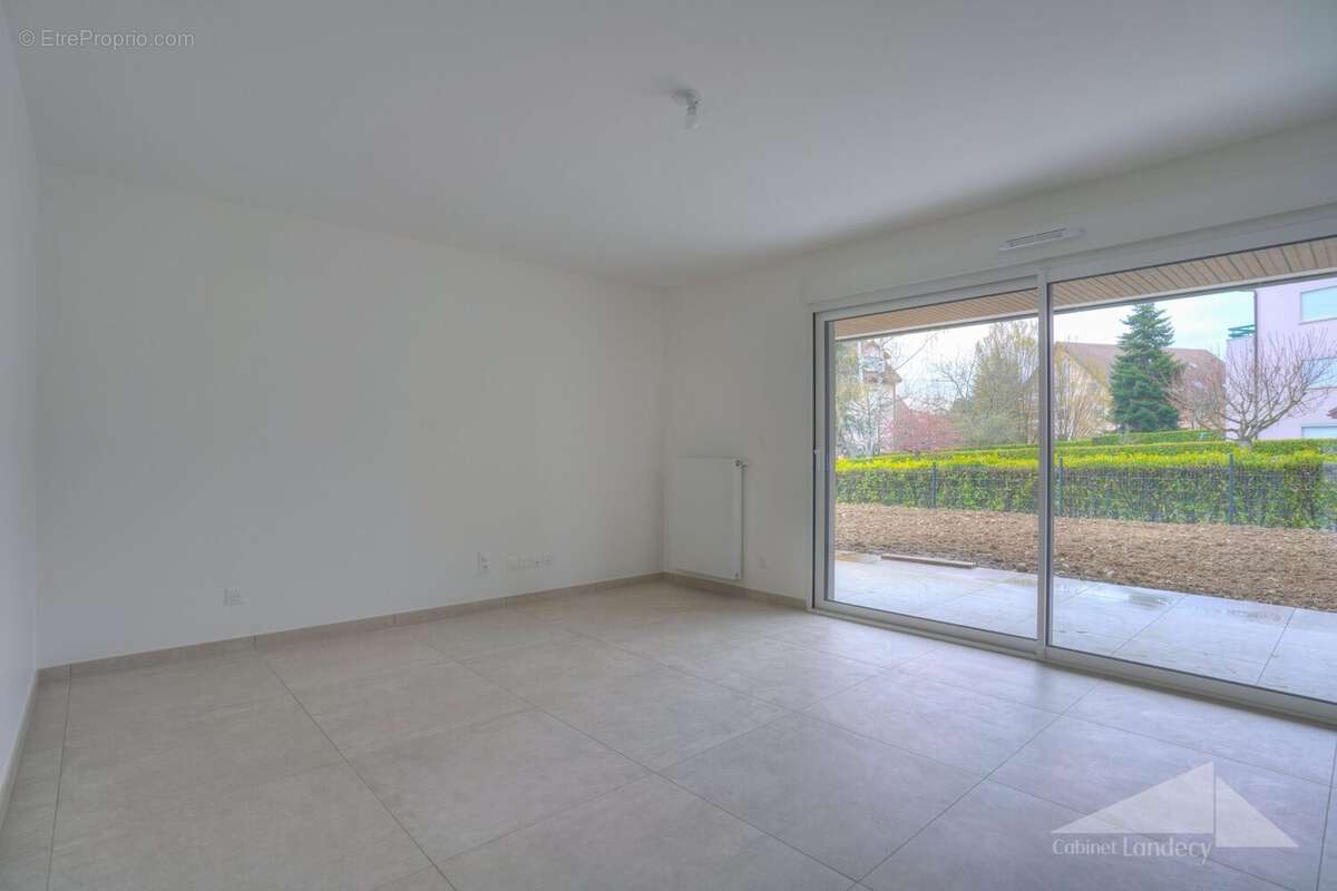 Appartement à DIVONNE-LES-BAINS