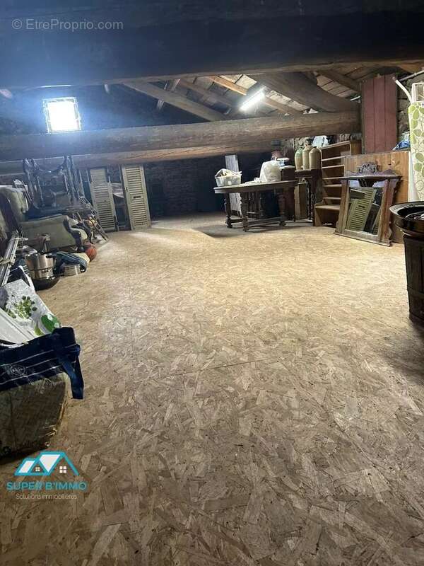 Authentique maison en pierre rénovée, 250 m² habitables – Vue imprenable sur la rivière - photo 32