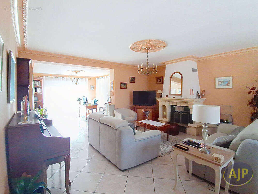 Maison à MOUILLERON-LE-CAPTIF