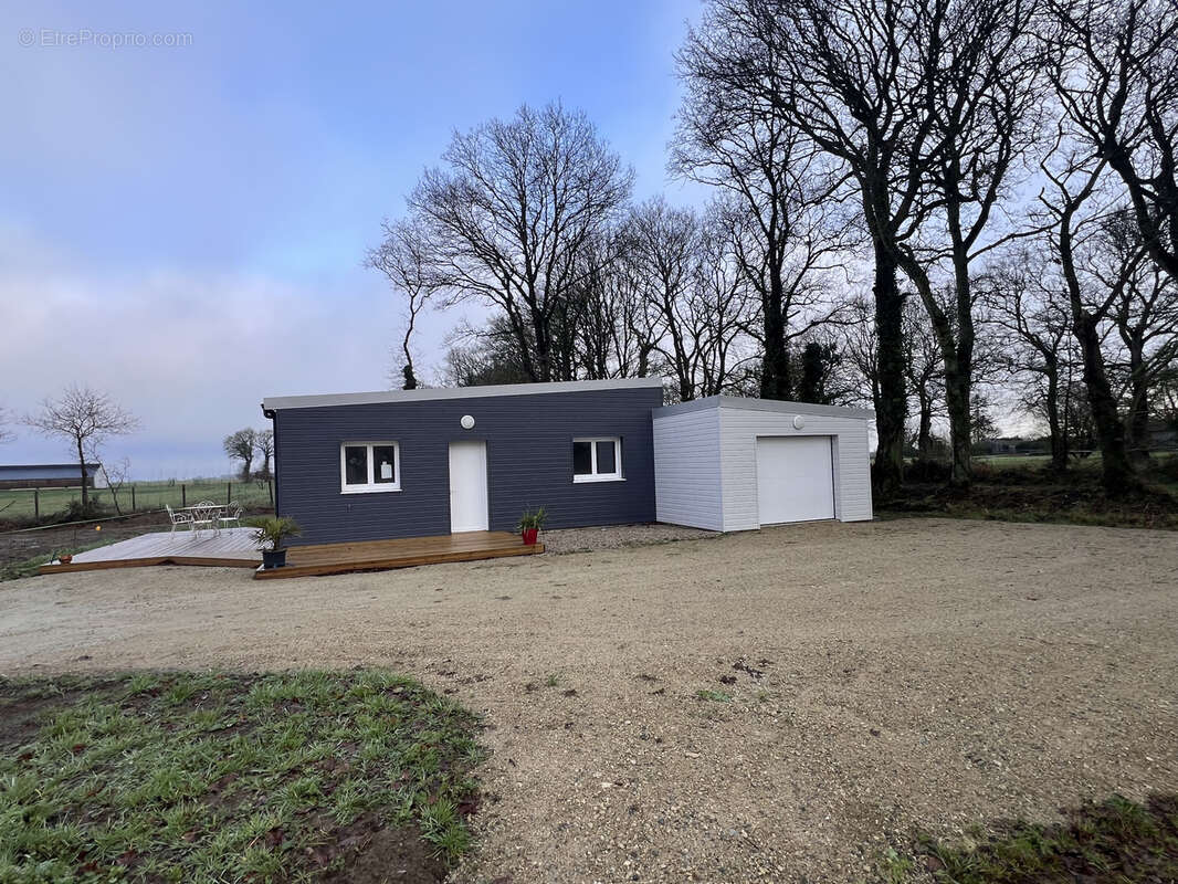 Maison à PLOREC-SUR-ARGUENON