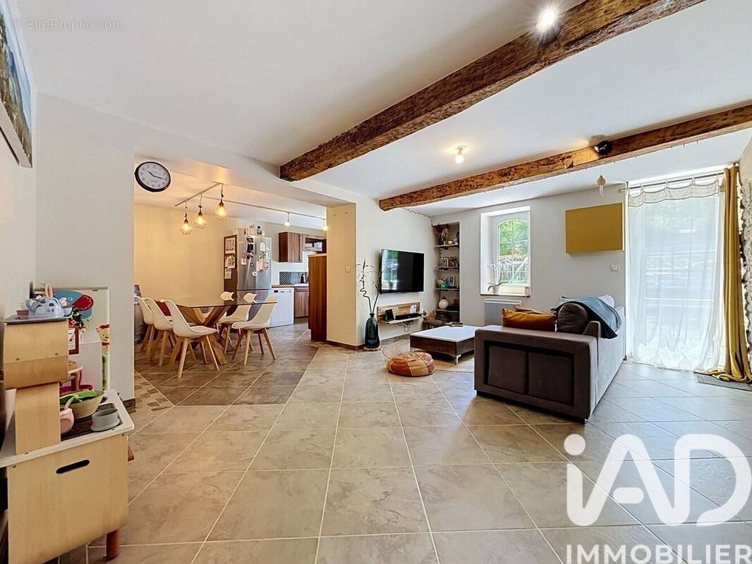 Photo 1 - Maison à AURIAC-SUR-VENDINELLE