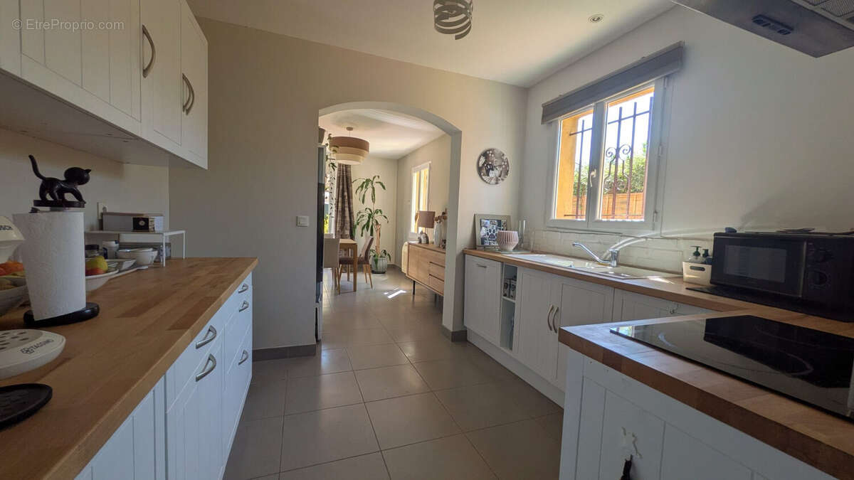 Maison à PUGET-VILLE