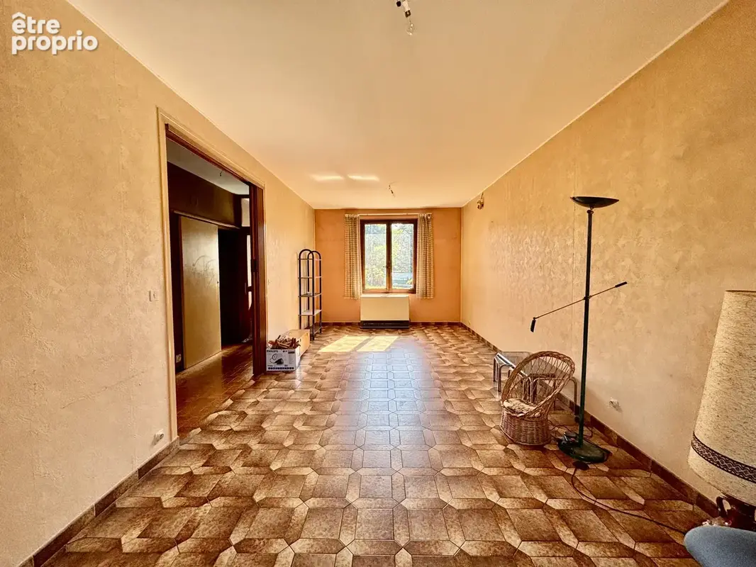 Maison à fort potentiel sur 1 137 m2 de terrain à Cognin - photo 4