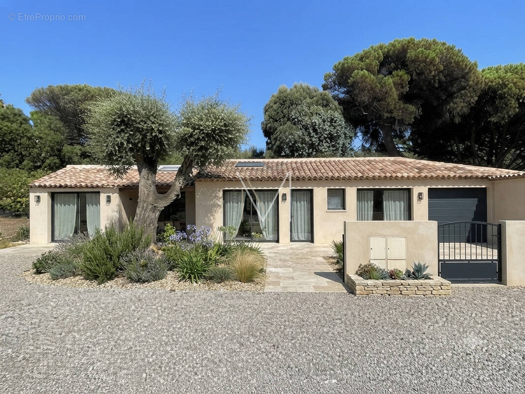 Maison à GRIMAUD