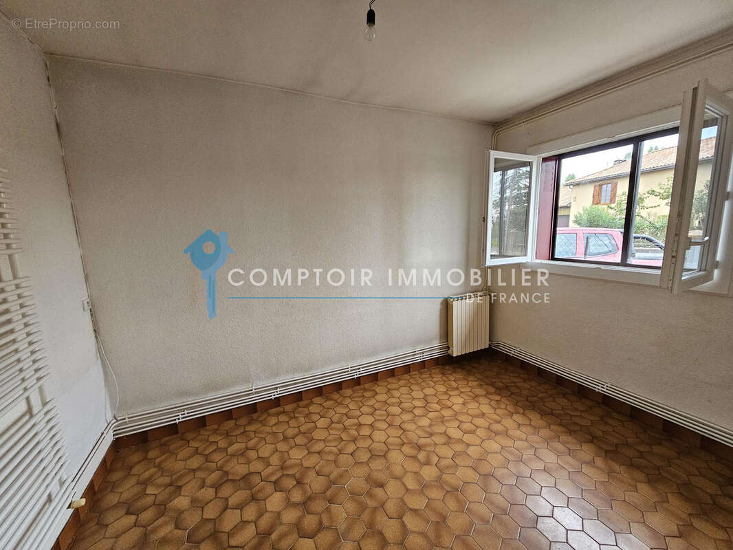 Dpt Haute Garonne31- A vendre St Gaudens 31800- Maison T5 sur parcelle de 640 m2 avec garage - photo 6