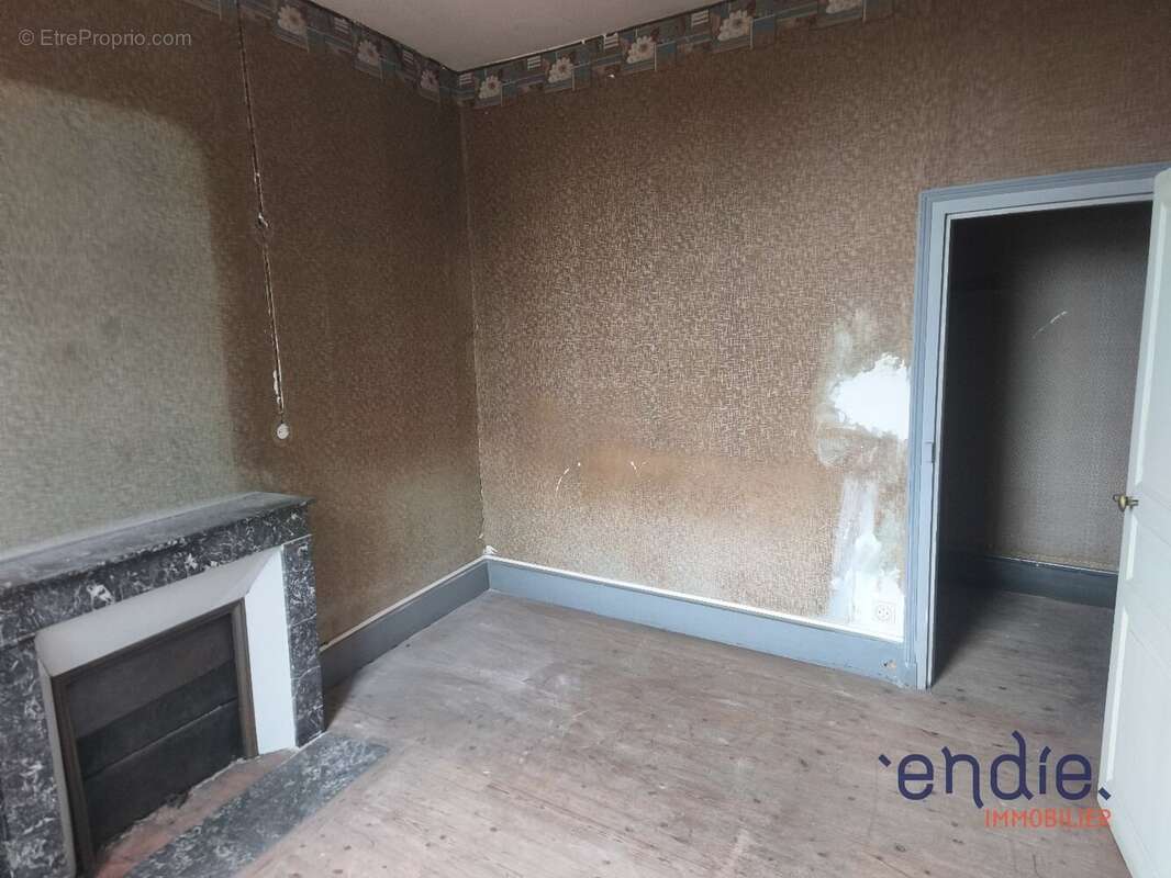 Maison à COSNE-D'ALLIER