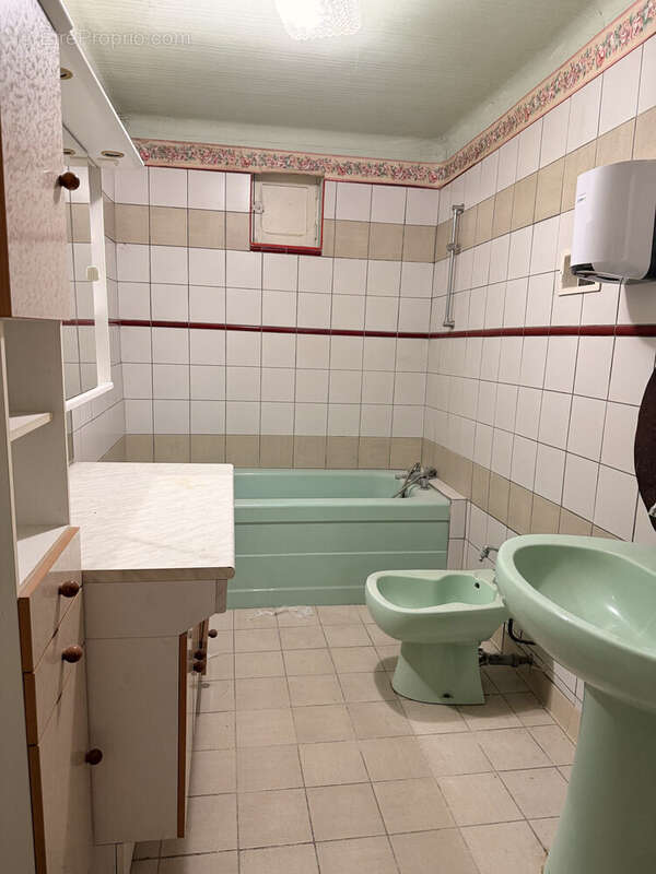 Commerce 524 m² à Champenoux  - photo 7