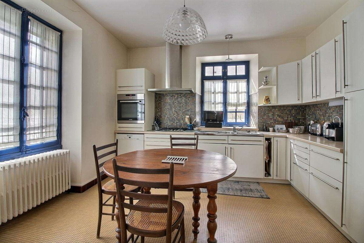 Maison à BRIVE-LA-GAILLARDE