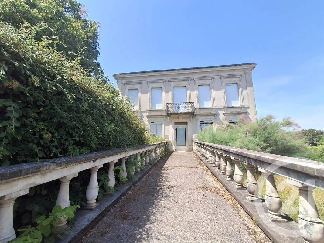 Maison à LAINSECQ