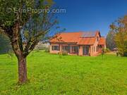 Maison à SAINT-AMOUR