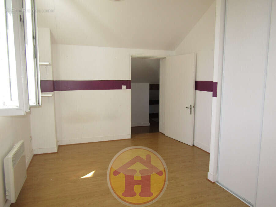 Maison à SAILLAT-SUR-VIENNE