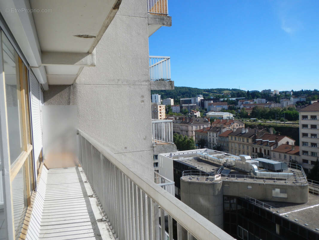 Appartement à SAINT-ETIENNE