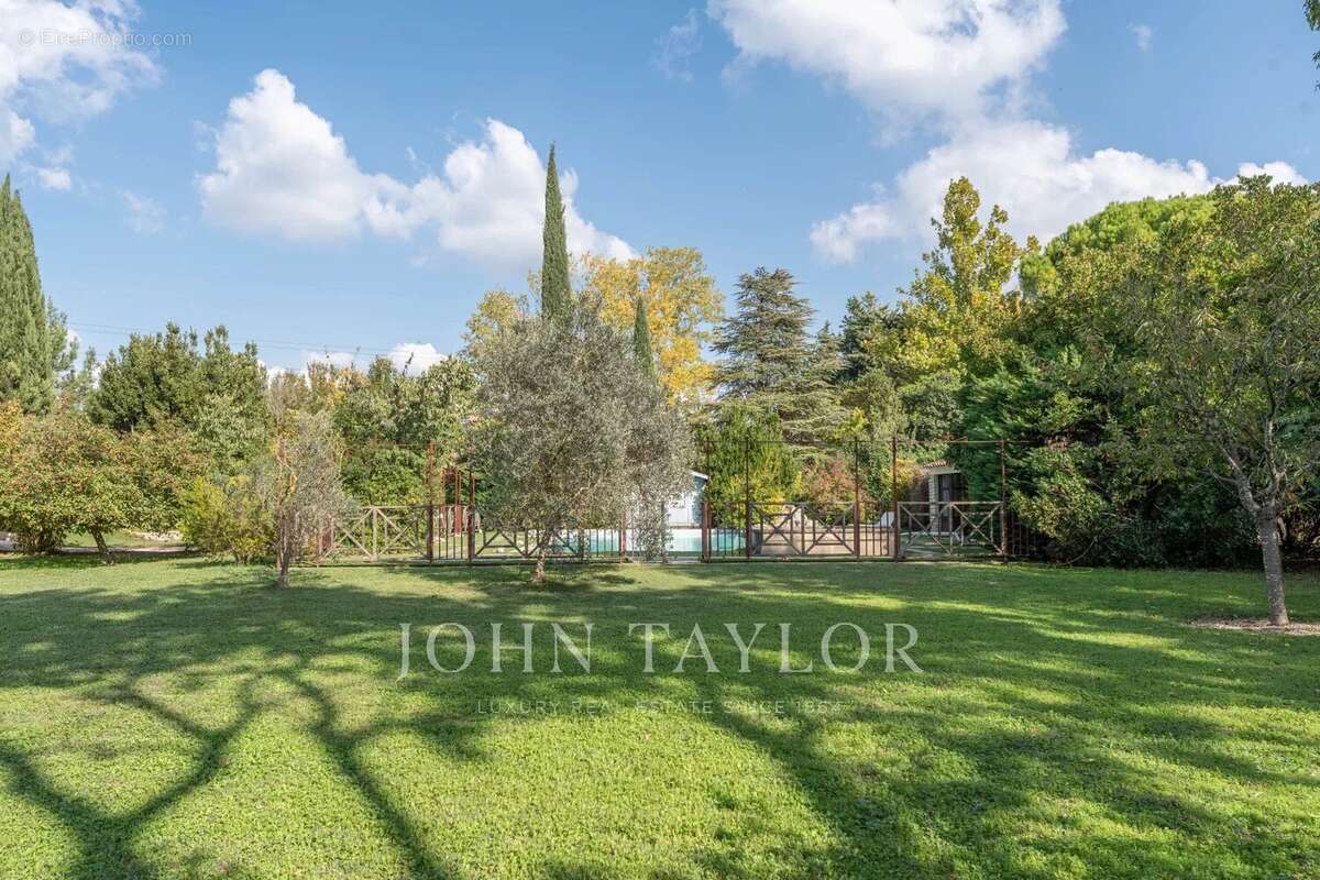 Maison à BOUC-BEL-AIR