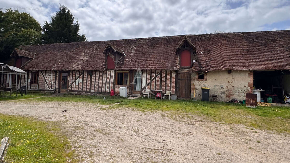 Maison à SALBRIS