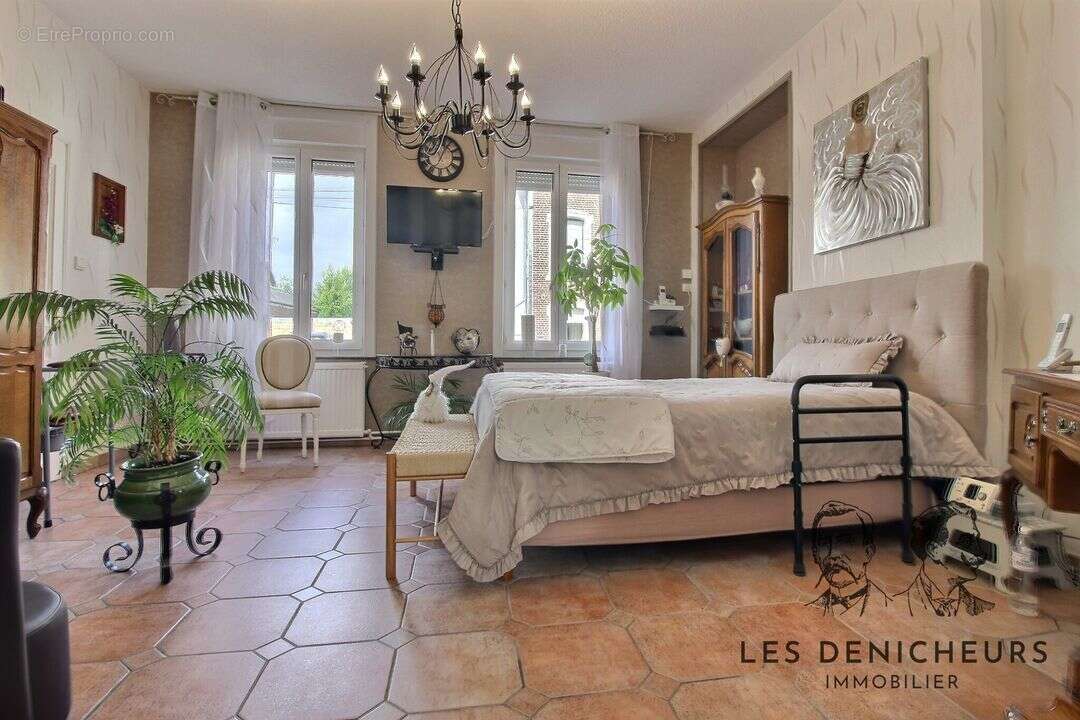 Maison à FOURMIES