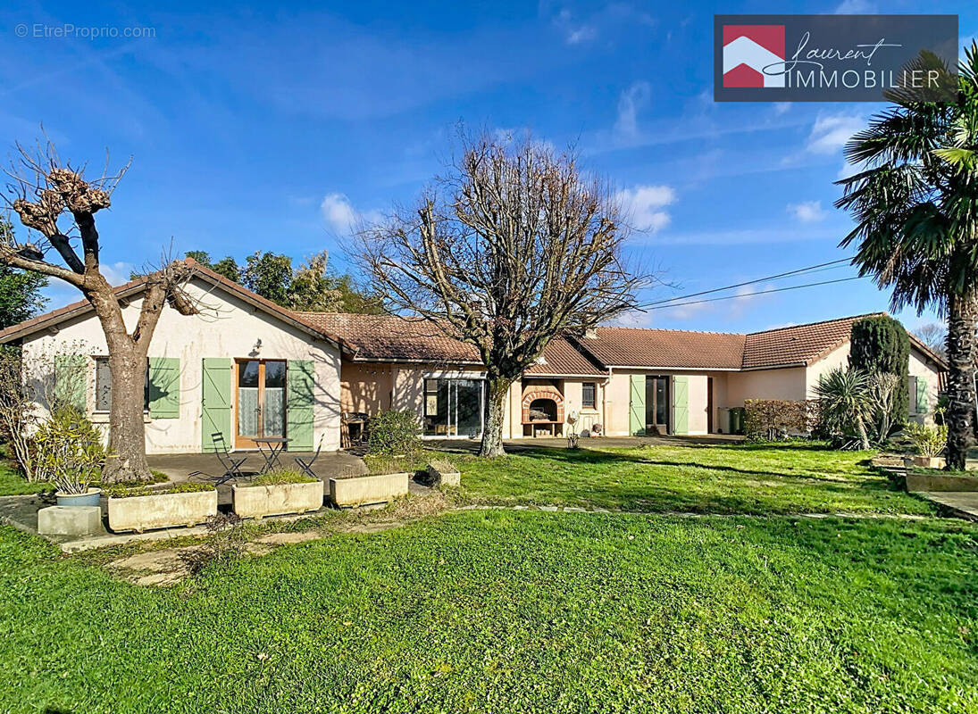 Maison à PONT-DE-VAUX