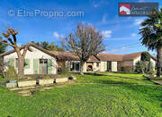 Maison à PONT-DE-VAUX