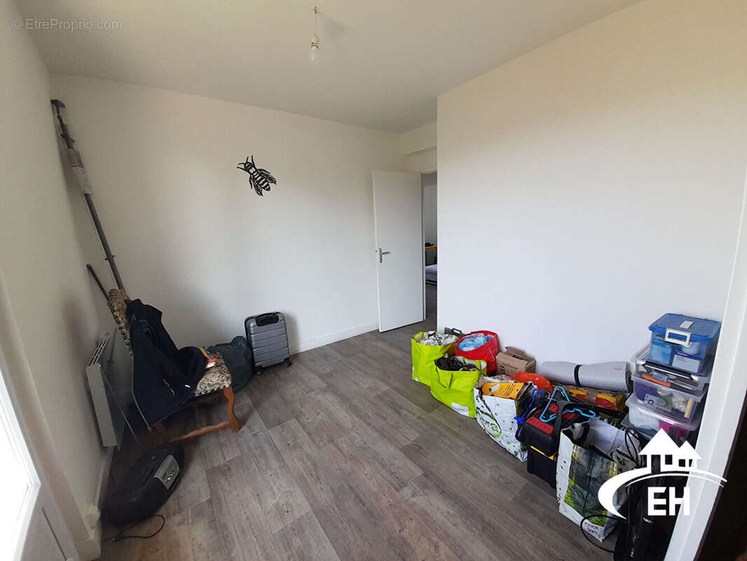 Appartement à LA NEUVE-LYRE