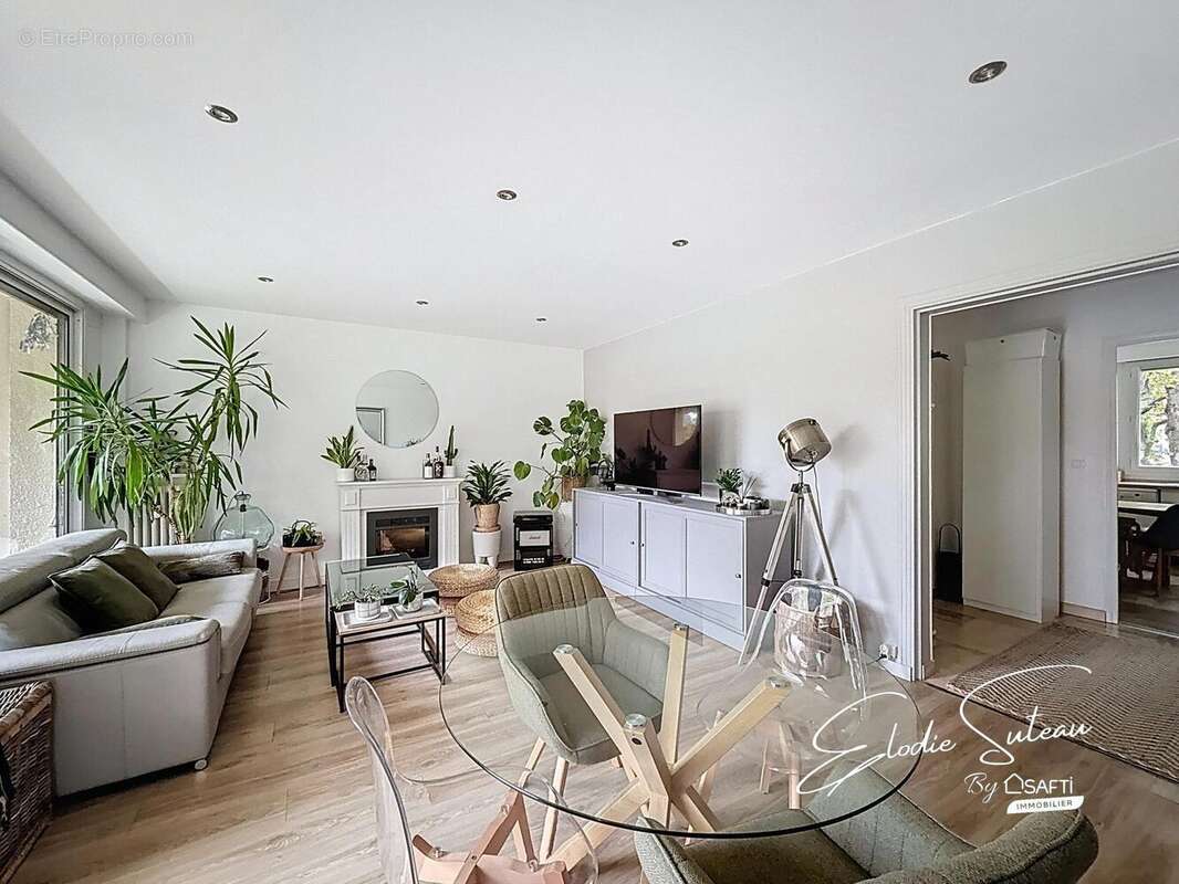 Photo 7 - Appartement à AVRILLE