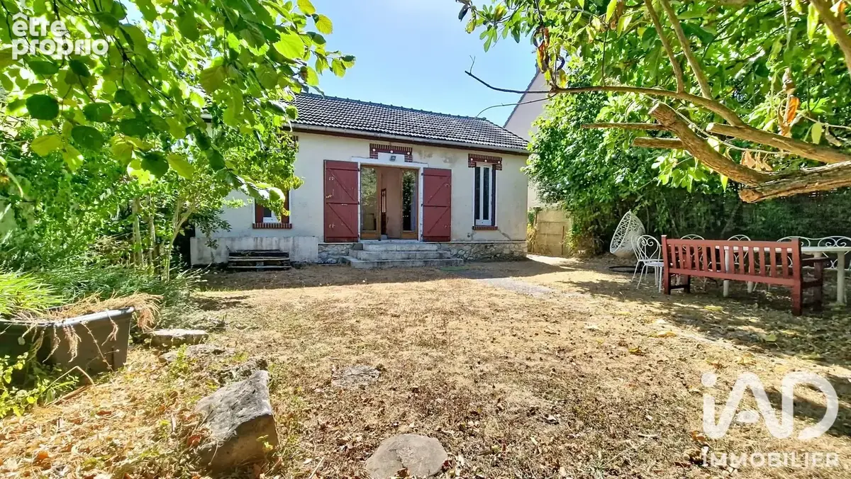 Photo 1 - Maison à VERT-SAINT-DENIS