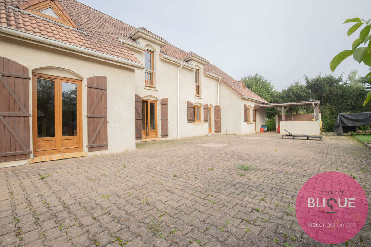 Maison à JEANDELAINCOURT