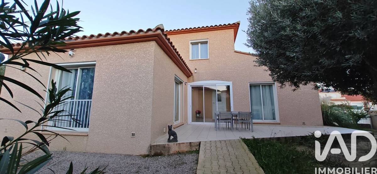 Photo 1 - Maison à SAINT-LAURENT-DE-LA-SALANQUE