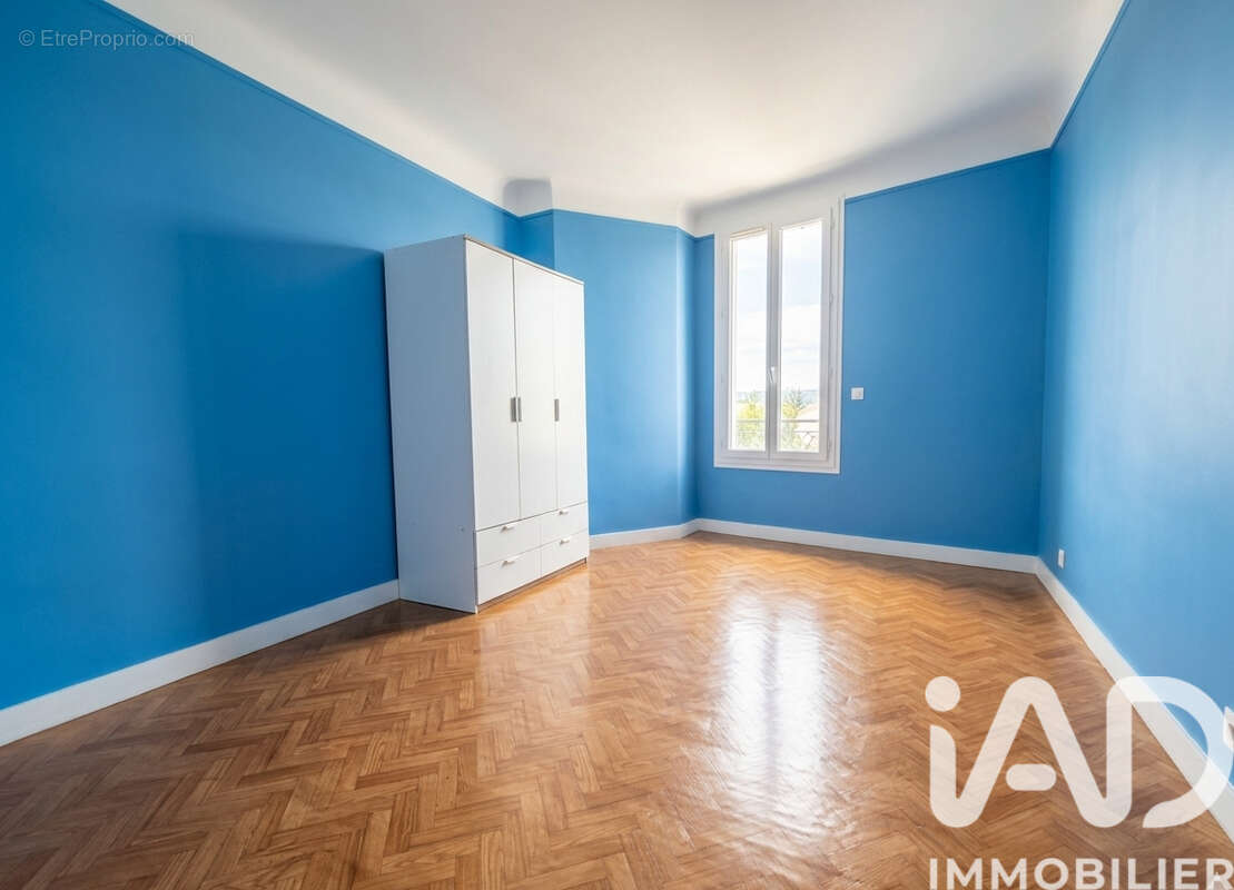 Photo 6 - Appartement à ASNIERES-SUR-SEINE