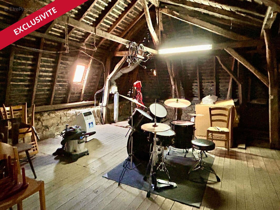 Appartement à MAUPREVOIR