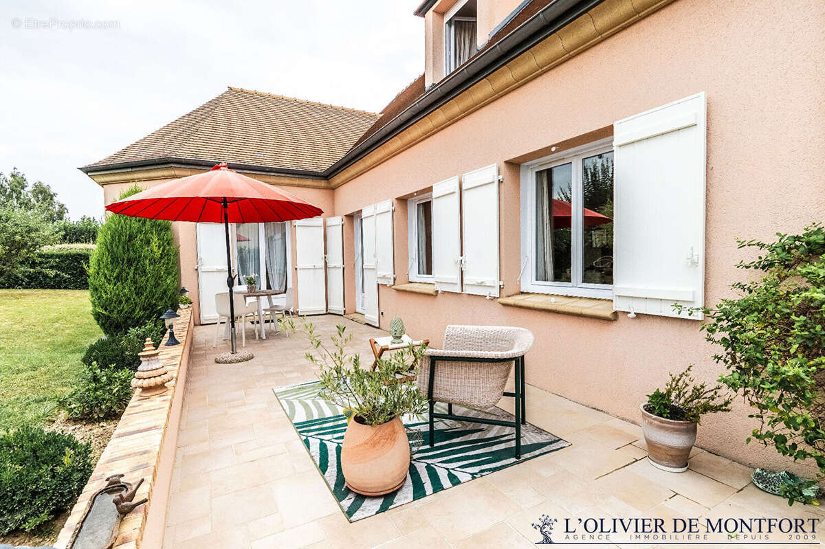 Maison à MONTFORT-L&#039;AMAURY