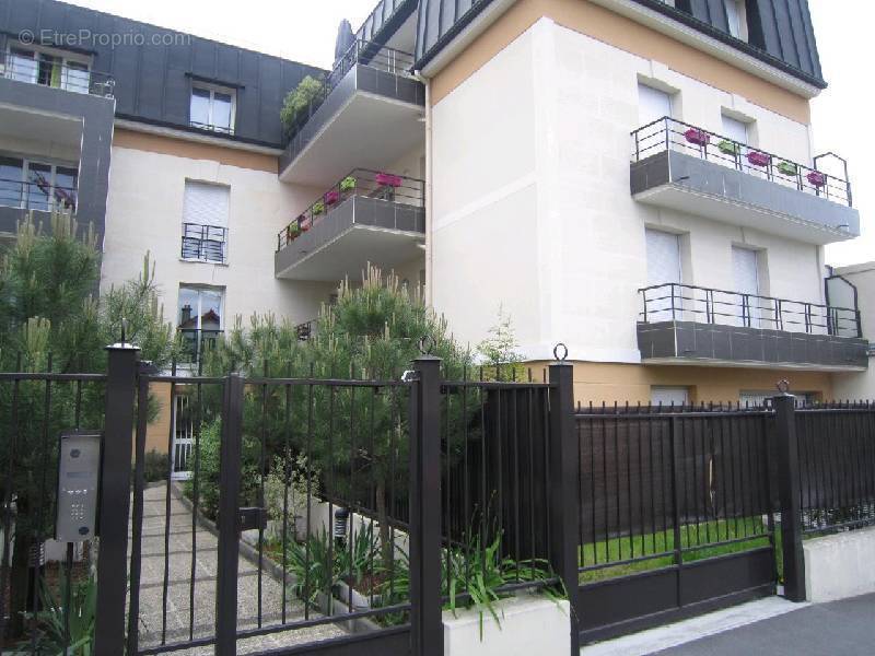 Appartement à NEUILLY-PLAISANCE