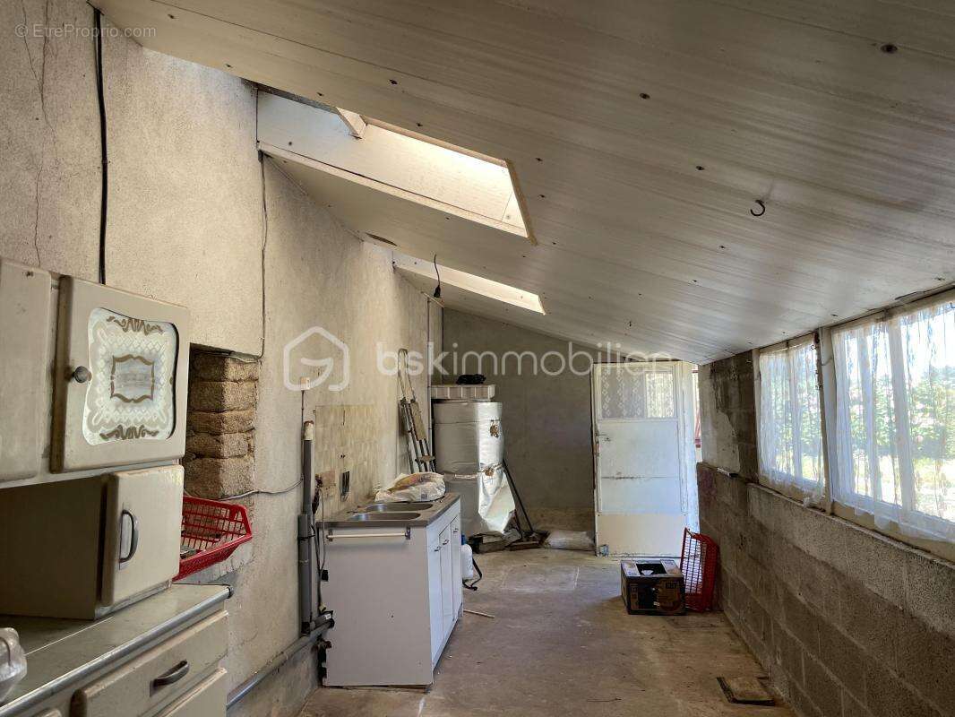 Maison à SAINT-SERVANT