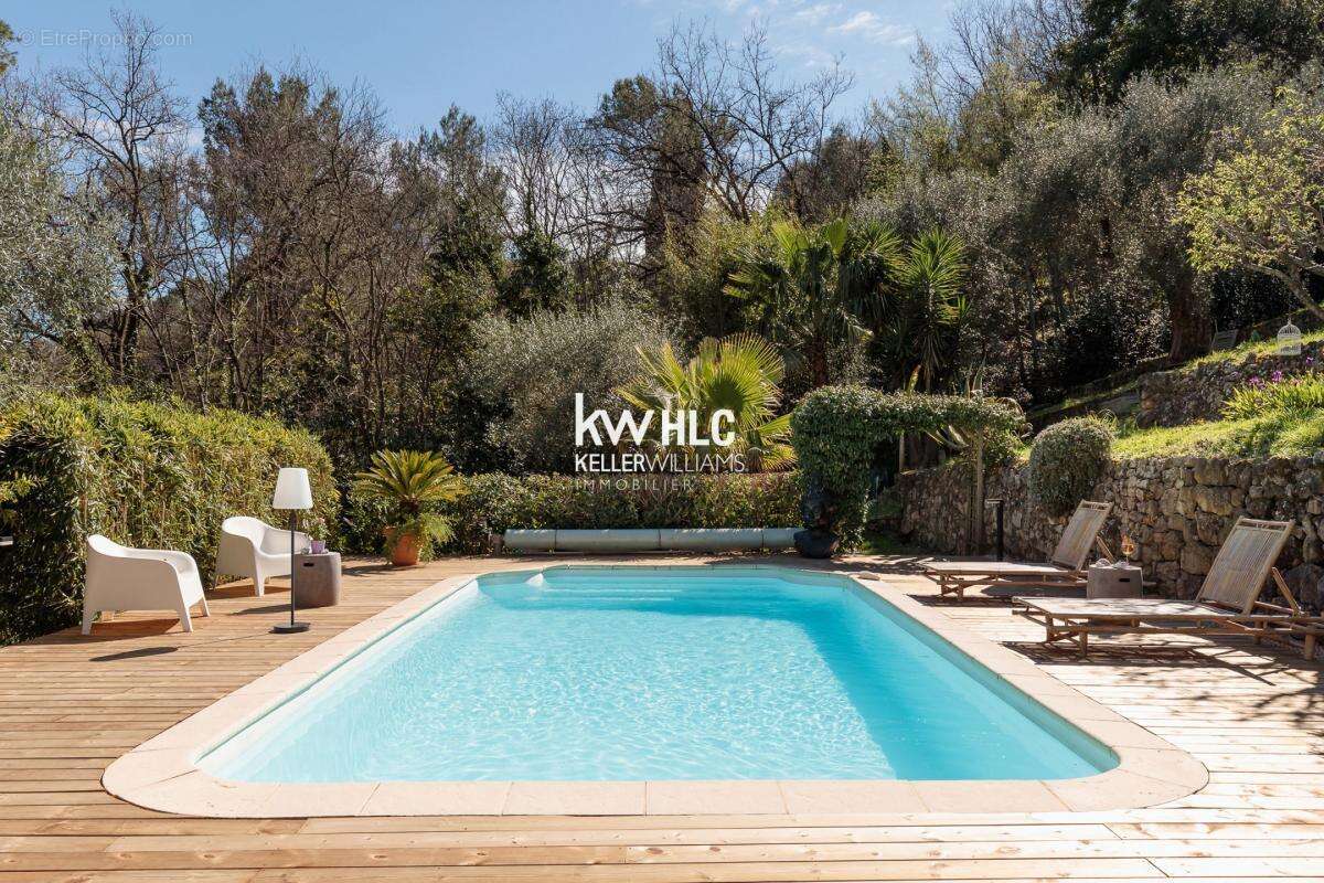 Maison à LE BAR-SUR-LOUP