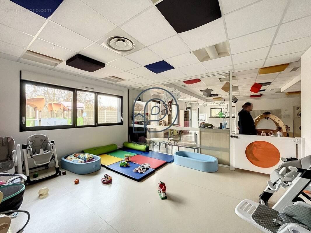 Commerce à SARS-ET-ROSIERES