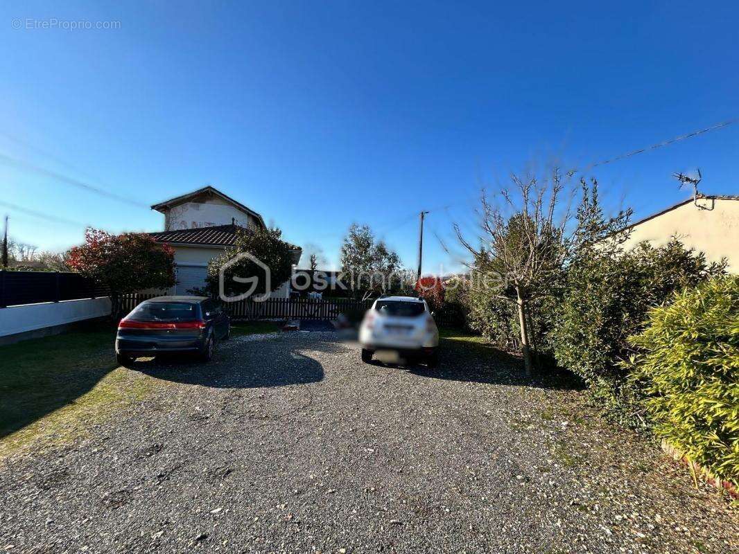 Maison à CADILLAC-EN-FRONSADAIS