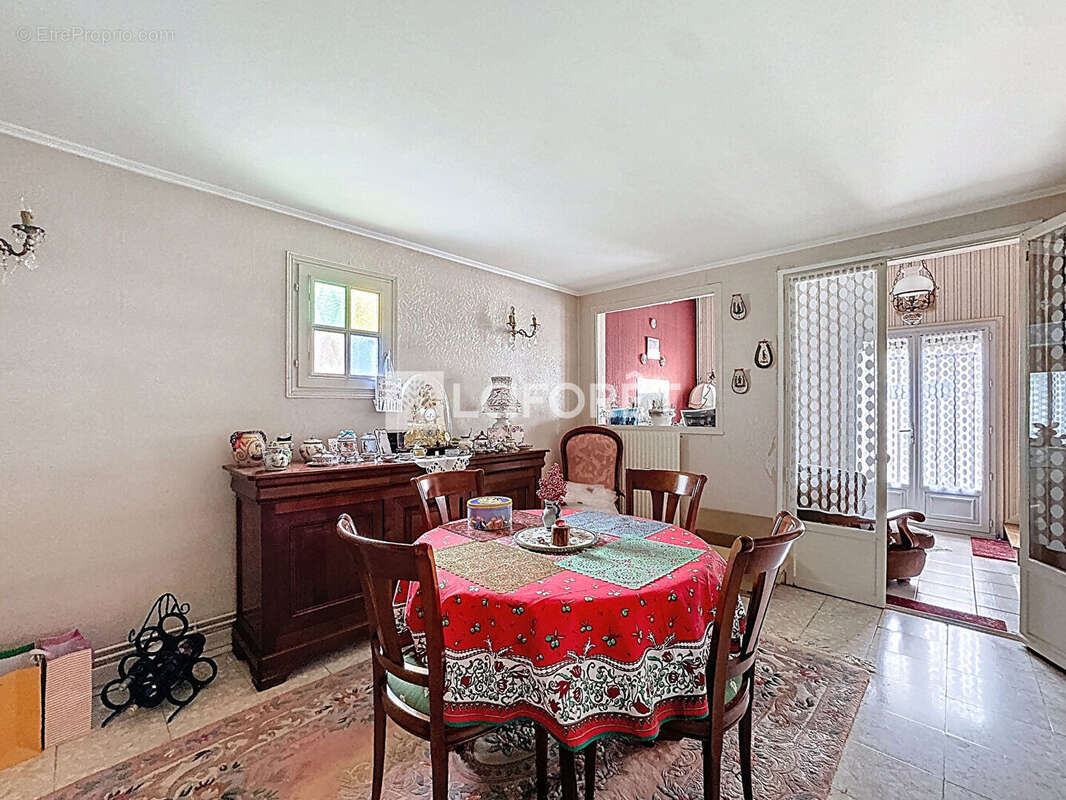 Maison à BONNEUIL-SUR-MARNE