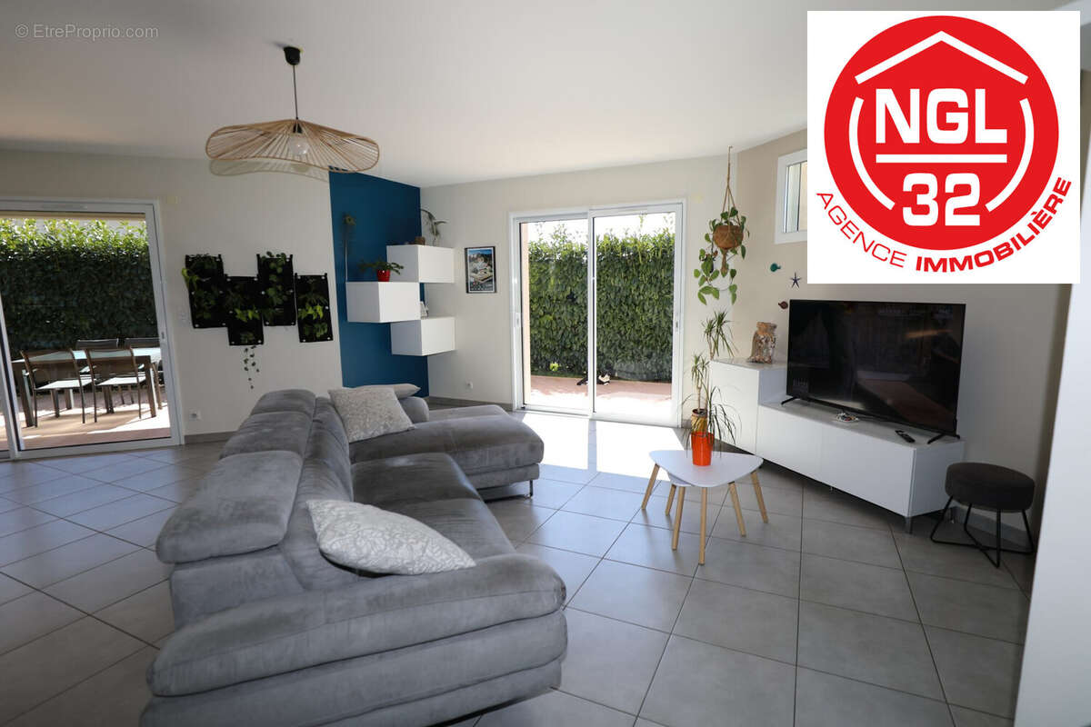 Maison 130 m² à Copponex  - photo 7