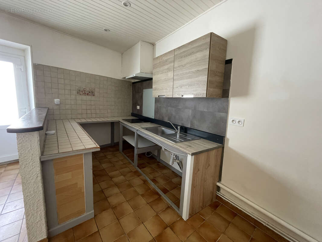 Maison à MOUSSOULENS