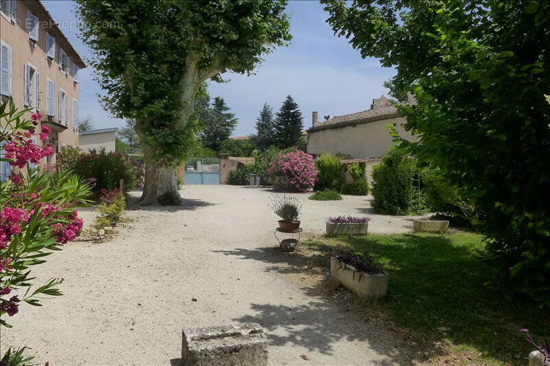 Exclusivité - St Paul 3 Châteaux, Appartement  de  87m², 3 ch. dans résidence avec piscine - photo 6