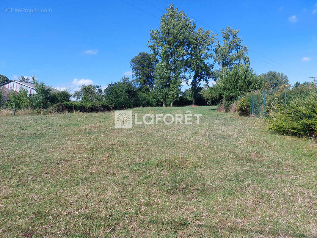 Maison à AUXI-LE-CHATEAU