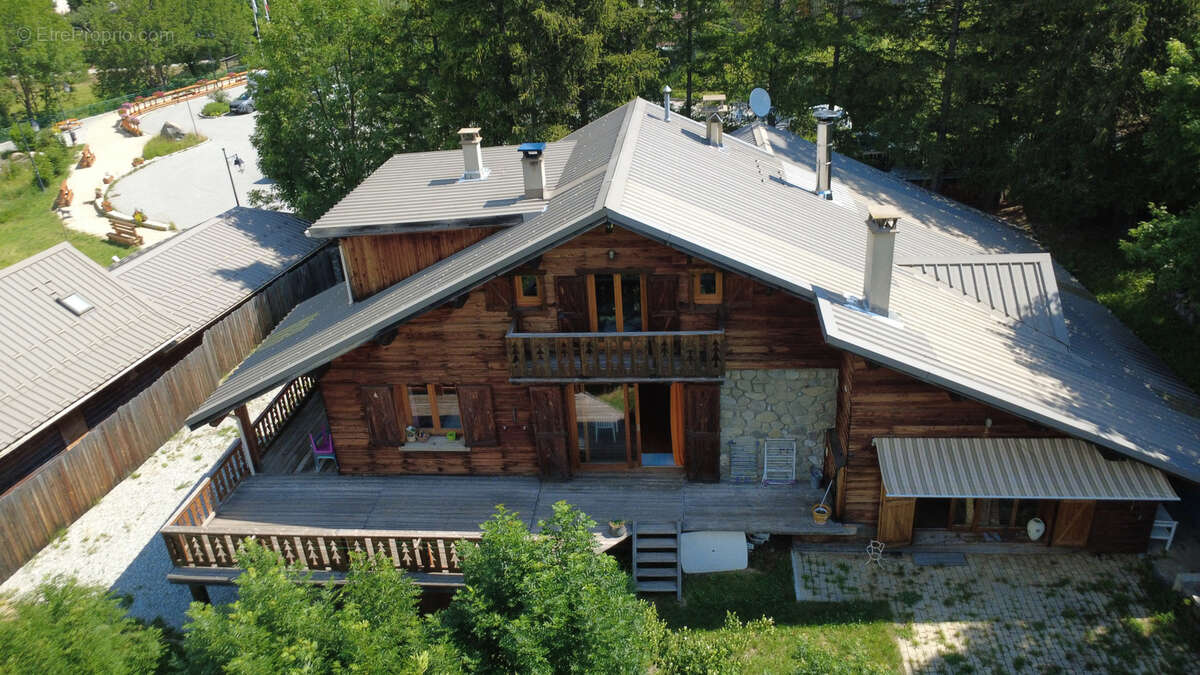 Val d'Allos, une oasis de fraicheur à la montagne - Label Famille Plus Montagne - Chalet 8 pièces - Vue montagne - Altitude 1400 - photo 15